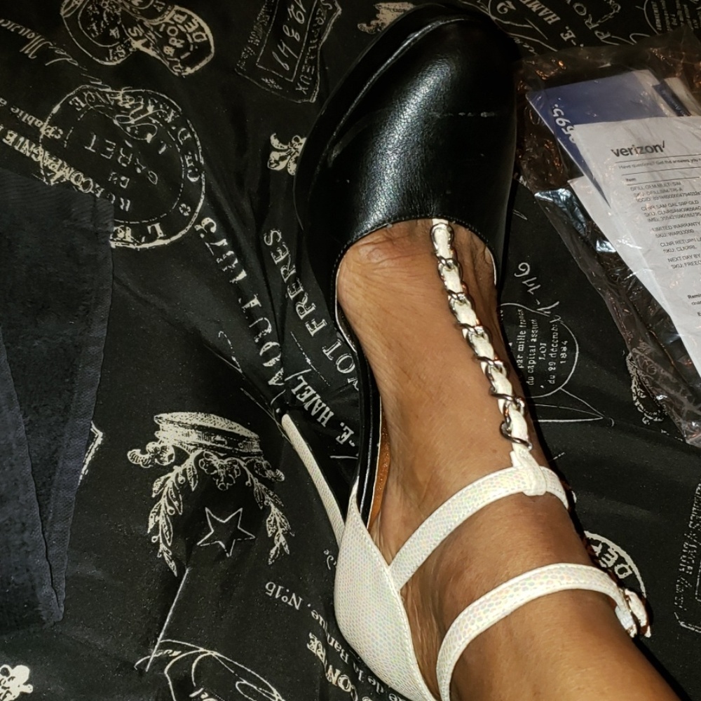 Shoes - Picture 8 of 8